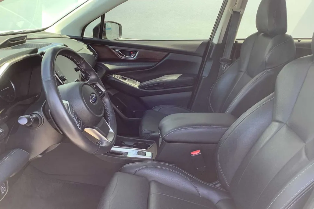 2023 Subaru Ascent Touring photo 1