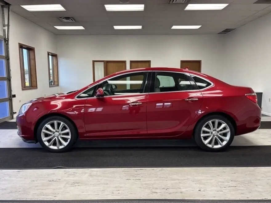 2014 Buick Verano Base photo 1