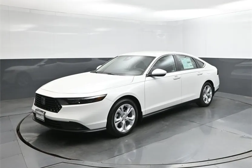 2025 Honda Accord 1.5T LX photo 1