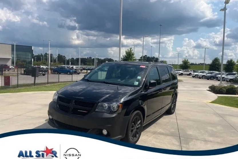 2020 Dodge Grand Caravan SE photo 1