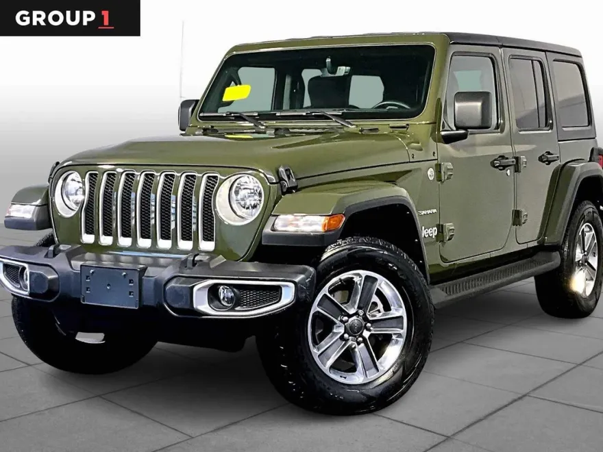 2022 Jeep Wrangler Unlimited Sahara photo 1