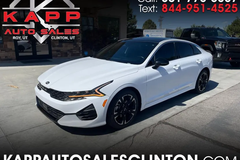 2021 Kia K5 GT-Line photo 1