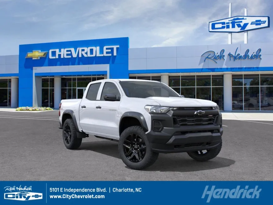 2025 Chevrolet Colorado Trail Boss photo 1