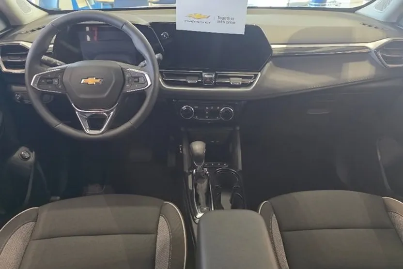 2026 Chevrolet Trailblazer LT photo 1