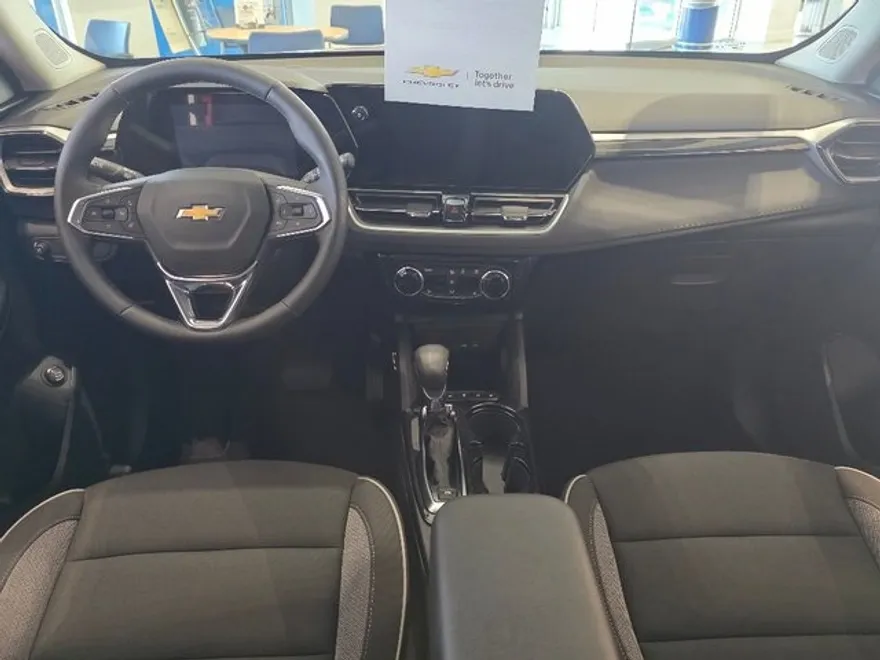2026 Chevrolet Trailblazer LT photo 1