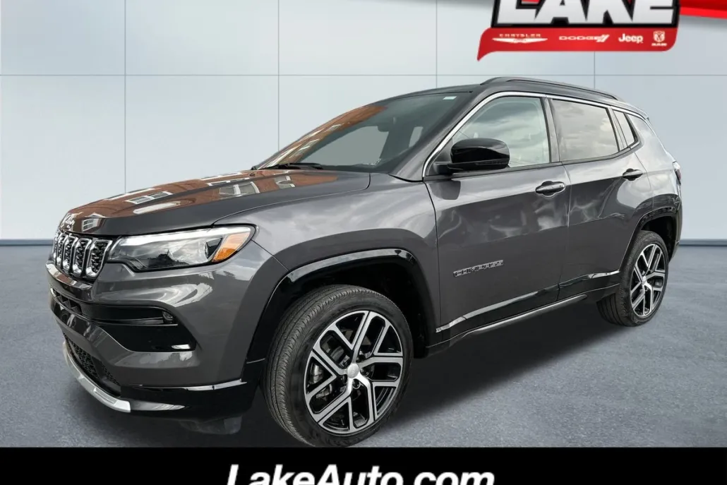 2024 Jeep Compass Limited photo 1