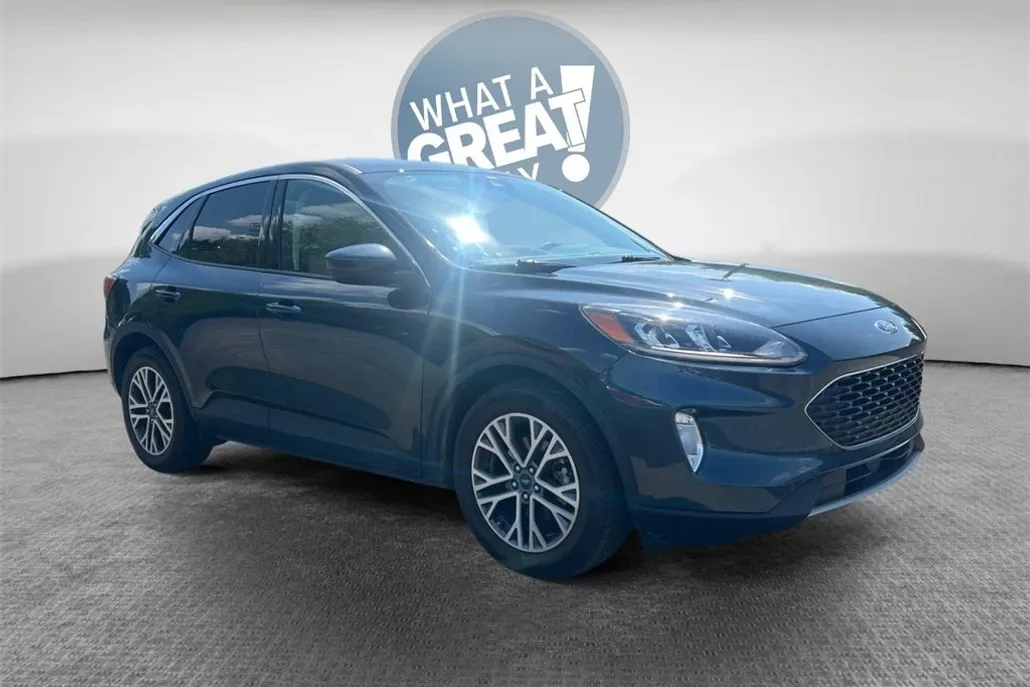 2022 Ford Escape SEL photo 1