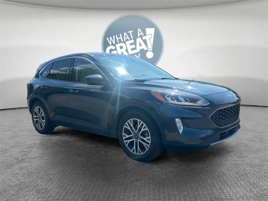 2022 Ford Escape SEL photo 1