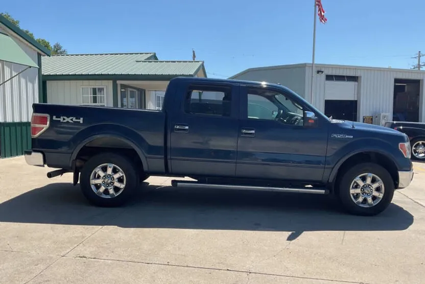 2013 Ford F-150 Lariat photo 1