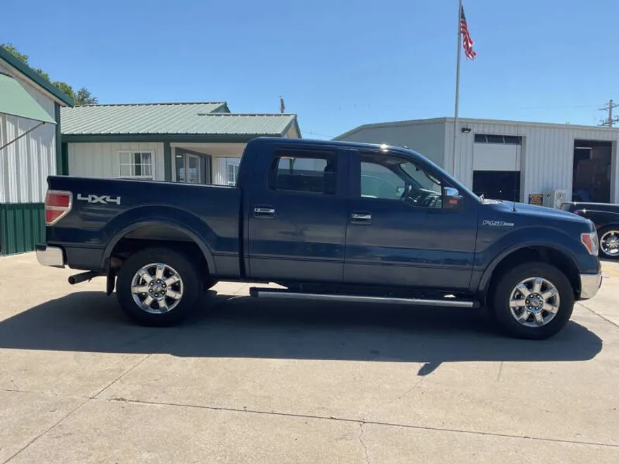 2013 Ford F-150 Lariat photo 1