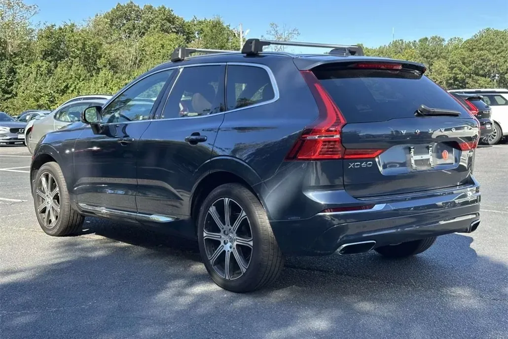 2020 Volvo XC60 T5 Inscription photo 1