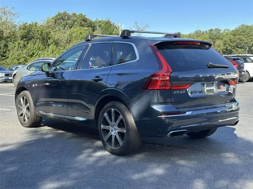 2020 Volvo XC60 T5 Inscription photo 1