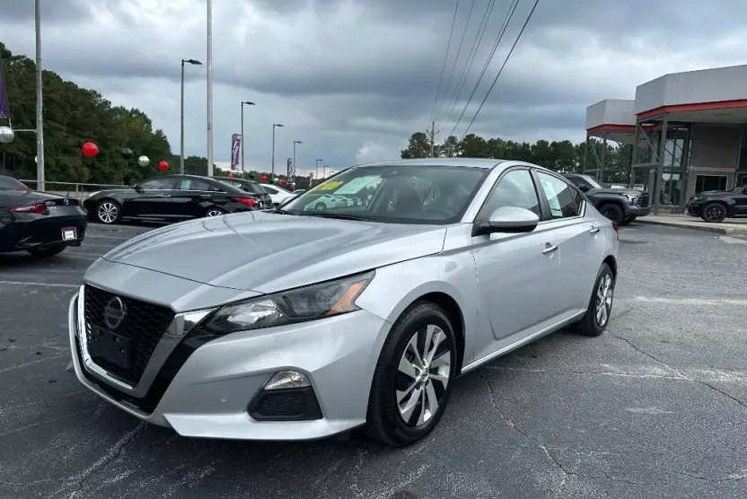 2022 Nissan Altima 2.5 S photo 1