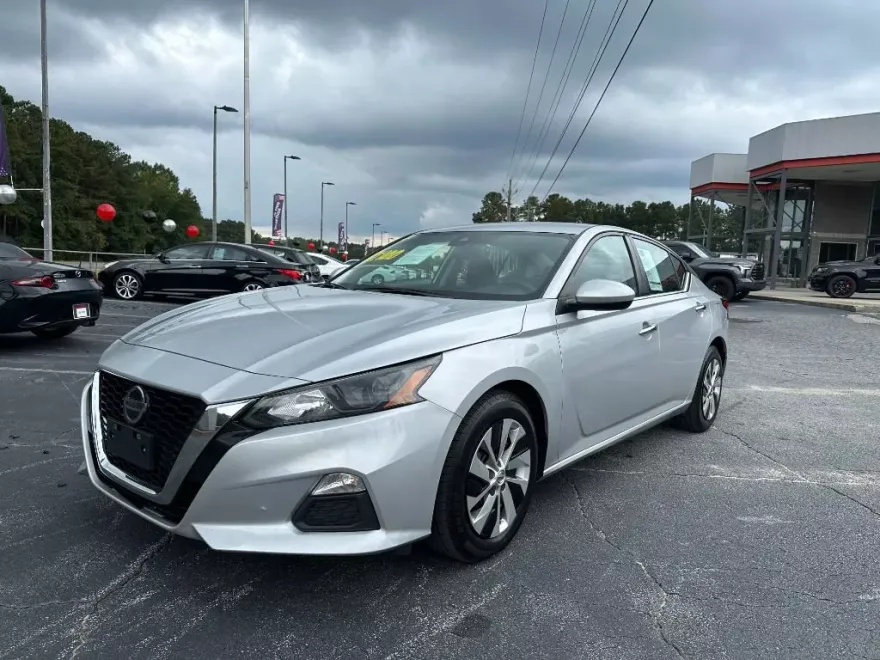 2022 Nissan Altima 2.5 S photo 1