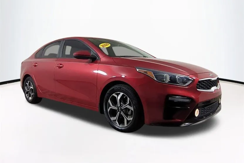2020 Kia Forte LXS photo 1