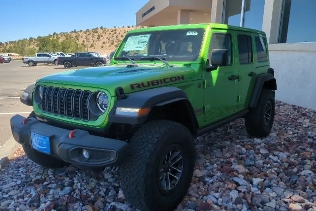 2025 Jeep Wrangler Rubicon photo 1