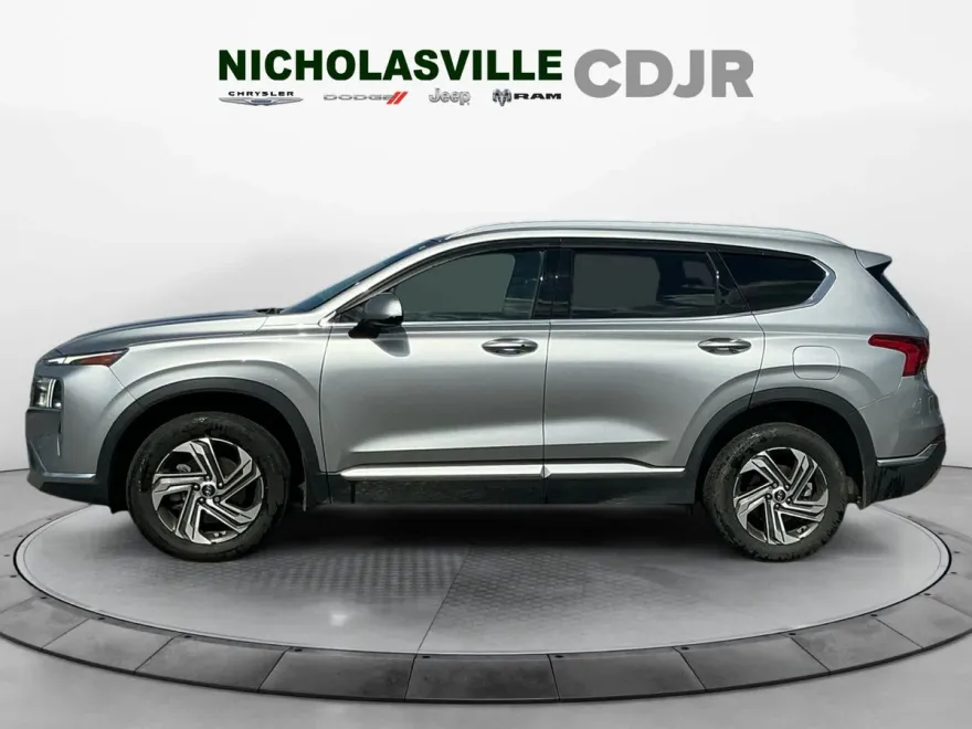 2022 Hyundai Santa Fe SEL photo 1