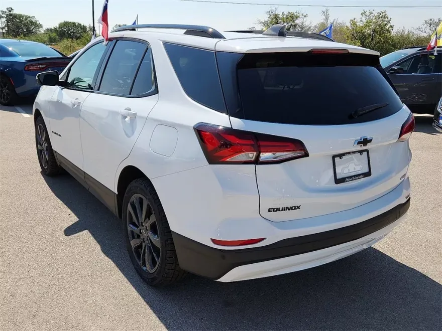 2022 Chevrolet Equinox RS photo 1