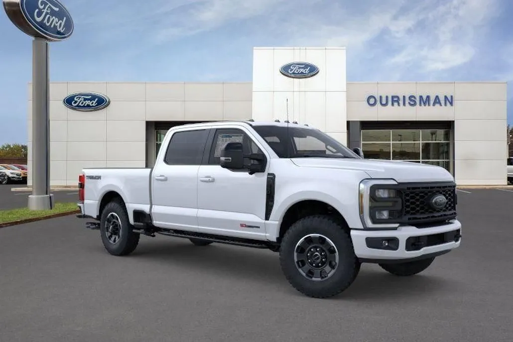 2026 Ford F-250 Lariat photo 1