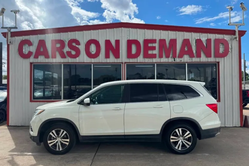 2016 Honda Pilot EX-L photo 1