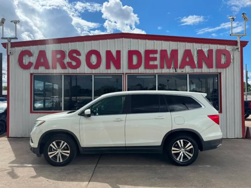 2016 Honda Pilot EX-L photo 1