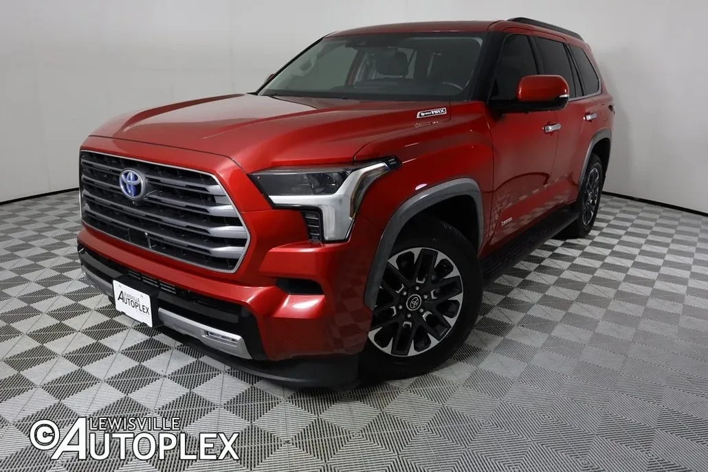 2023 Toyota Sequoia Limited photo 1