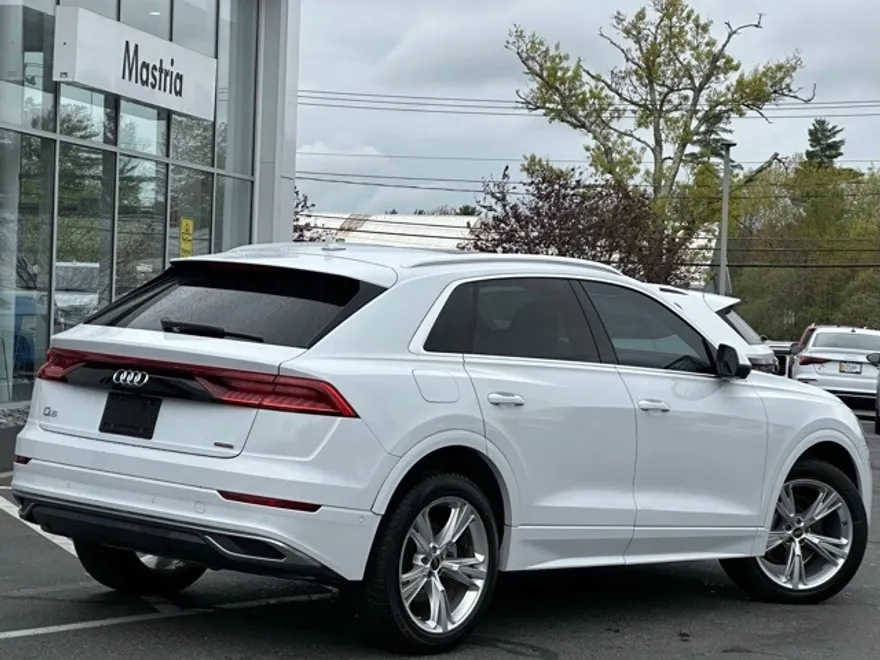 2023 Audi Q8 55 Premium photo 1