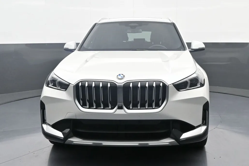 2025 Bmw X1 XDrive28i photo 1