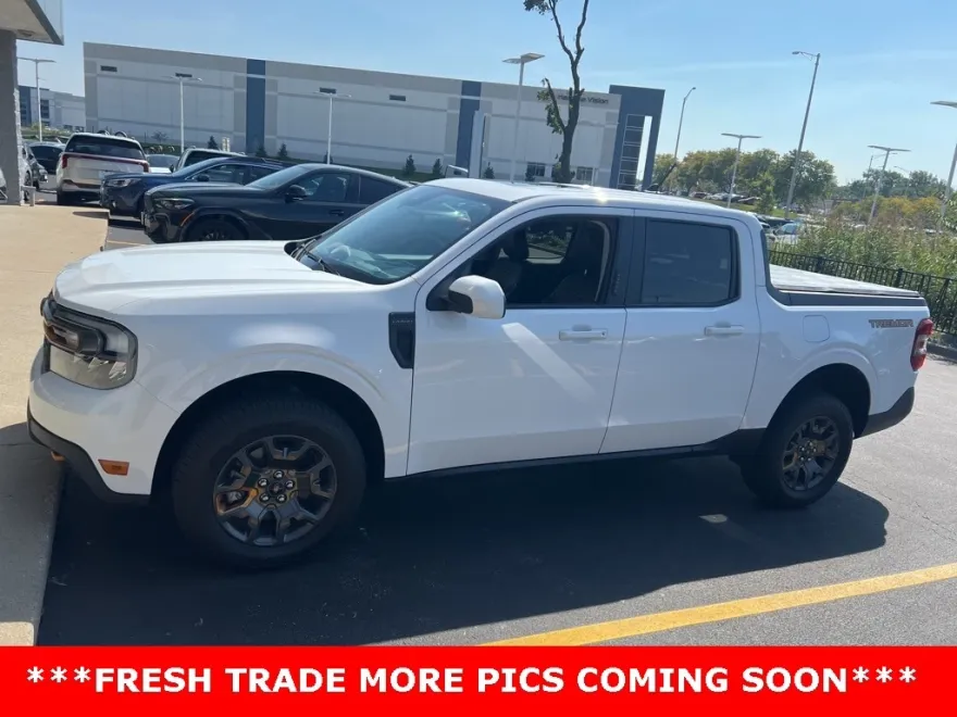 2023 Ford Maverick Lariat photo 1