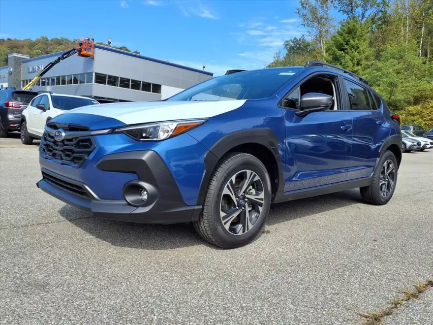 2025 Subaru Crosstrek Premium photo 1