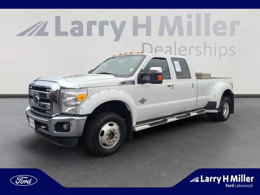 2015 Ford F-350 Lariat photo 1