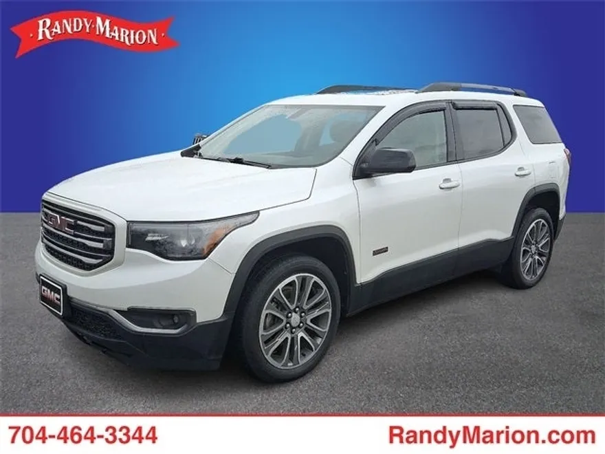 2017 Gmc Acadia SLT photo 1