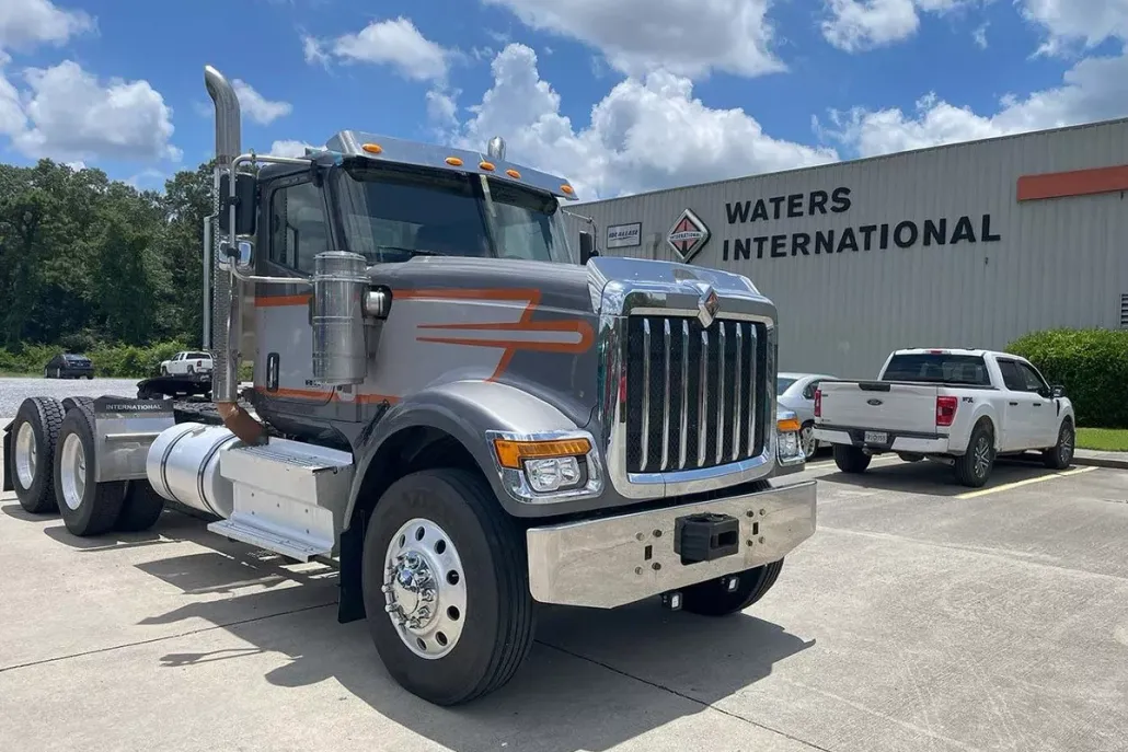 2021 International HX520 HX photo 1