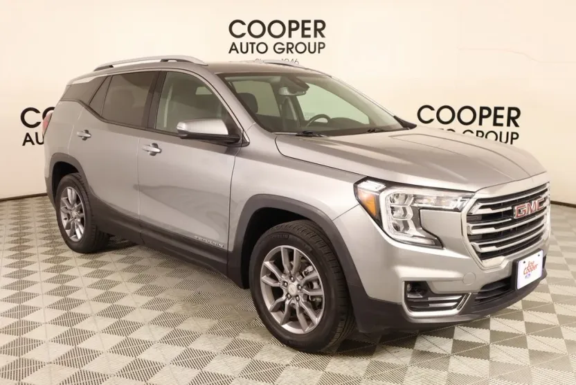 2024 Gmc Terrain SLT photo 1