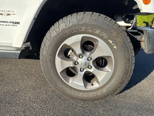 2018 Jeep Wrangler Unlimited Sahara photo 4
