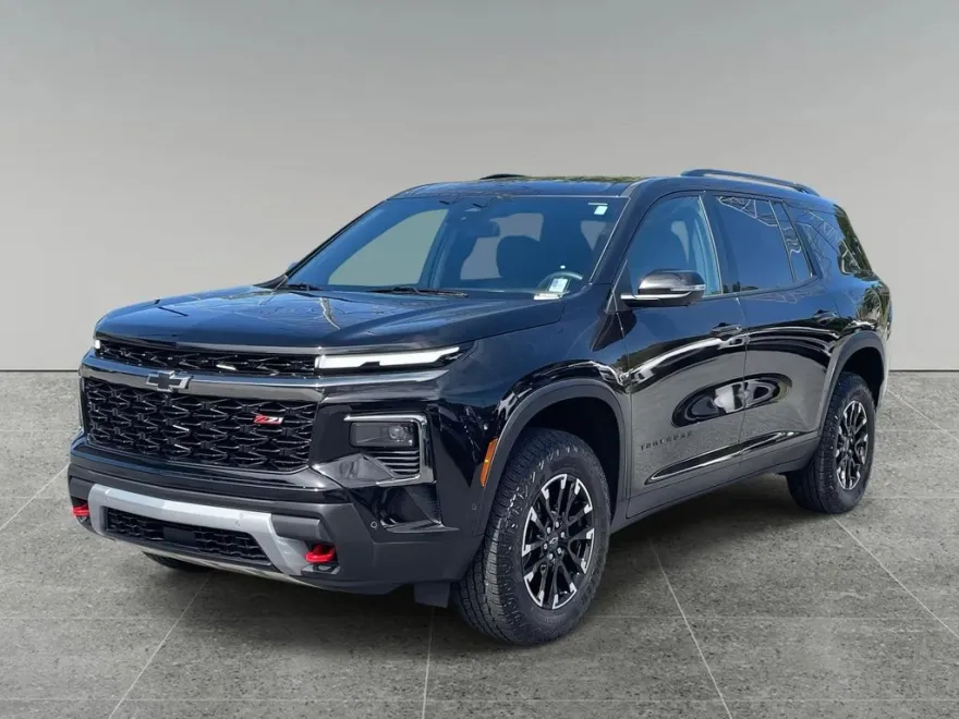 2024 Chevrolet Traverse Z71 photo 1