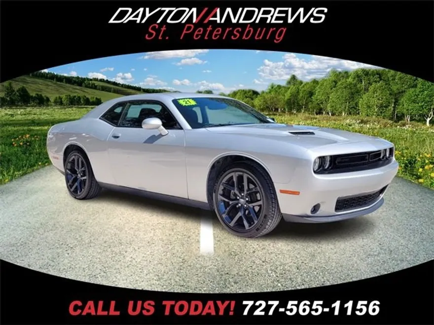 2021 Dodge Challenger SXT photo 1