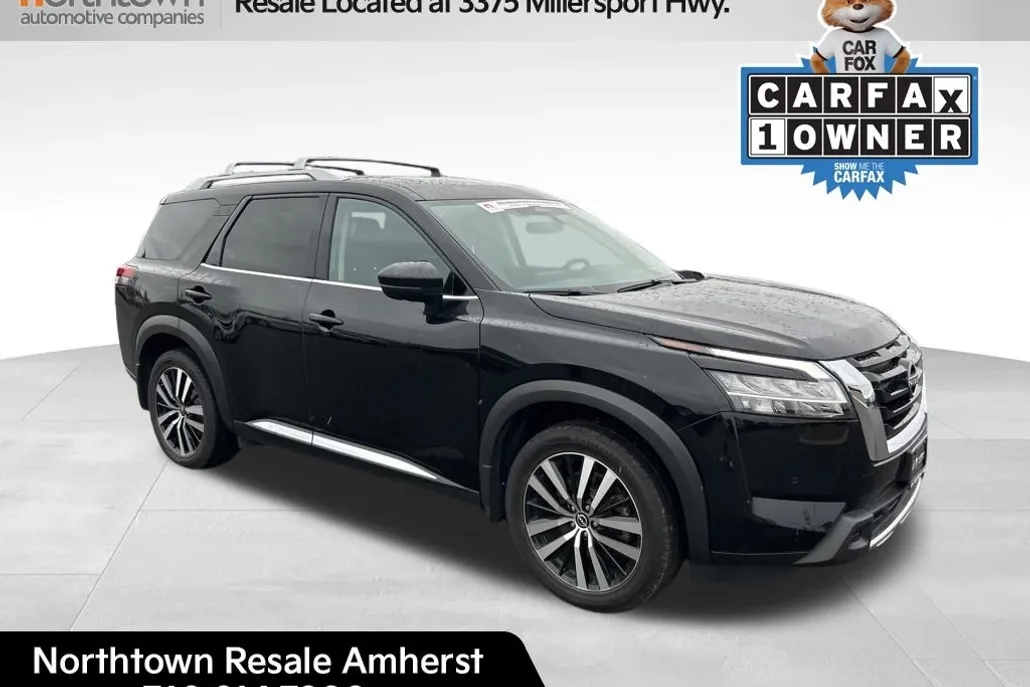2023 Nissan Pathfinder Platinum photo 1