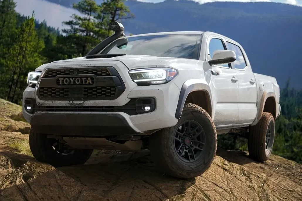 2021 Toyota Tacoma SR V6 photo 1
