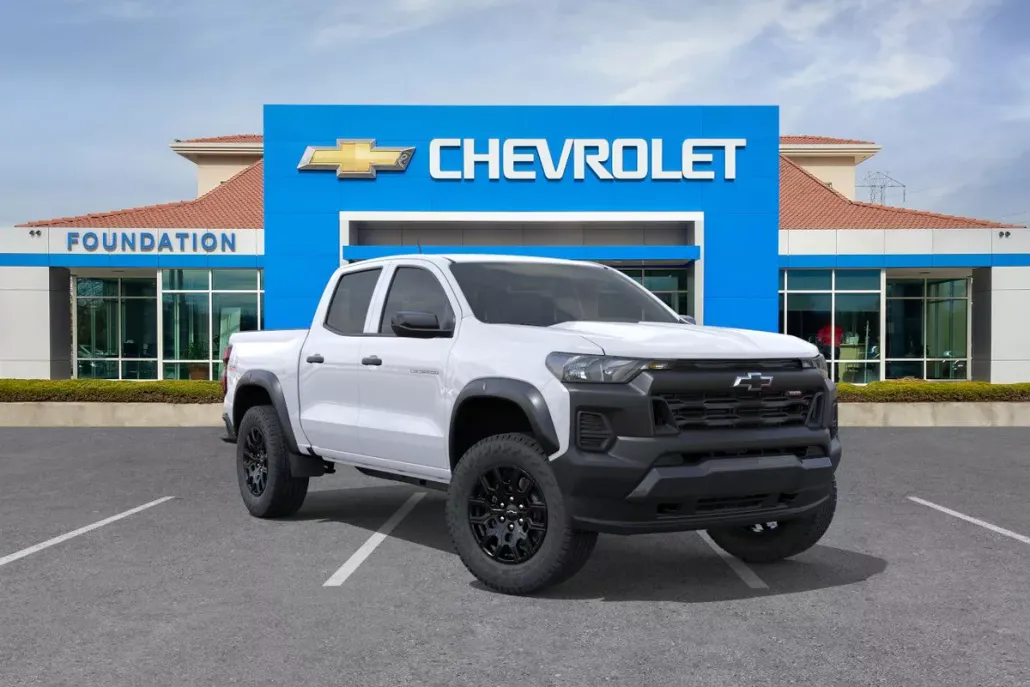 2026 Chevrolet Colorado Trail Boss photo 1