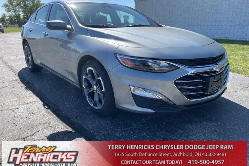 2024 Chevrolet Malibu 1LT photo 1