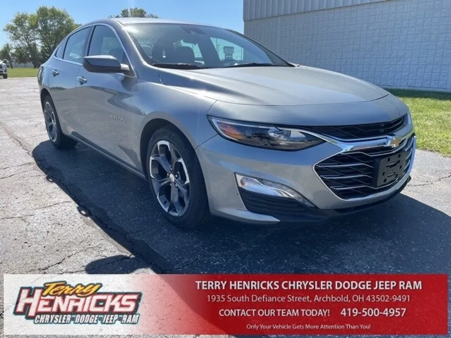 2024 Chevrolet Malibu 1LT photo 1