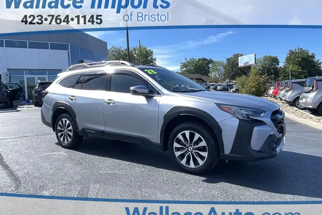 2023 Subaru Outback Touring XT photo 1