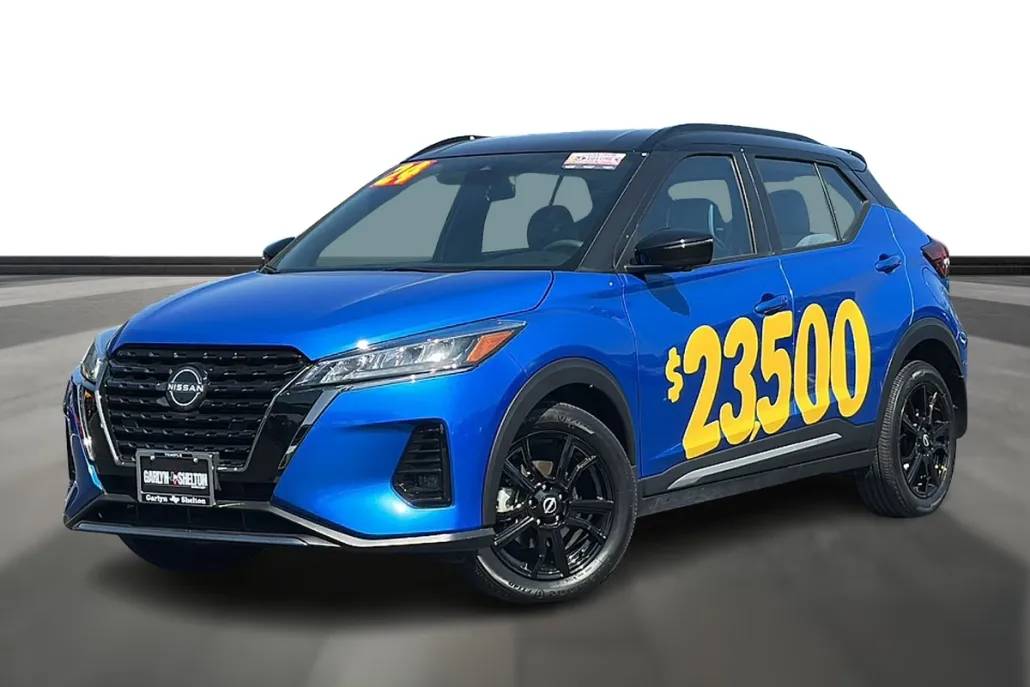 2024 Nissan Kicks SR photo 1