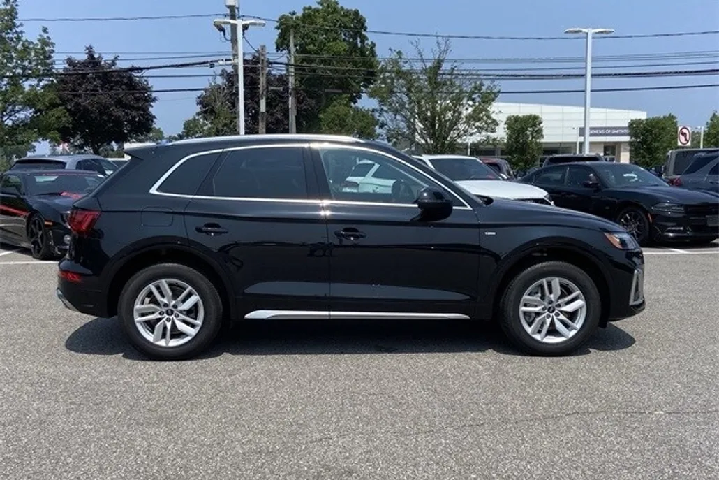 2022 Audi Q5 45 S line Premium photo 1