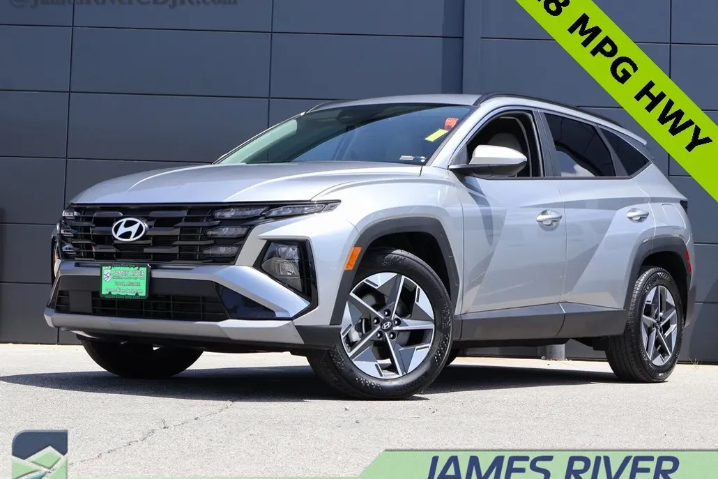 2025 Hyundai Tucson SEL photo 1