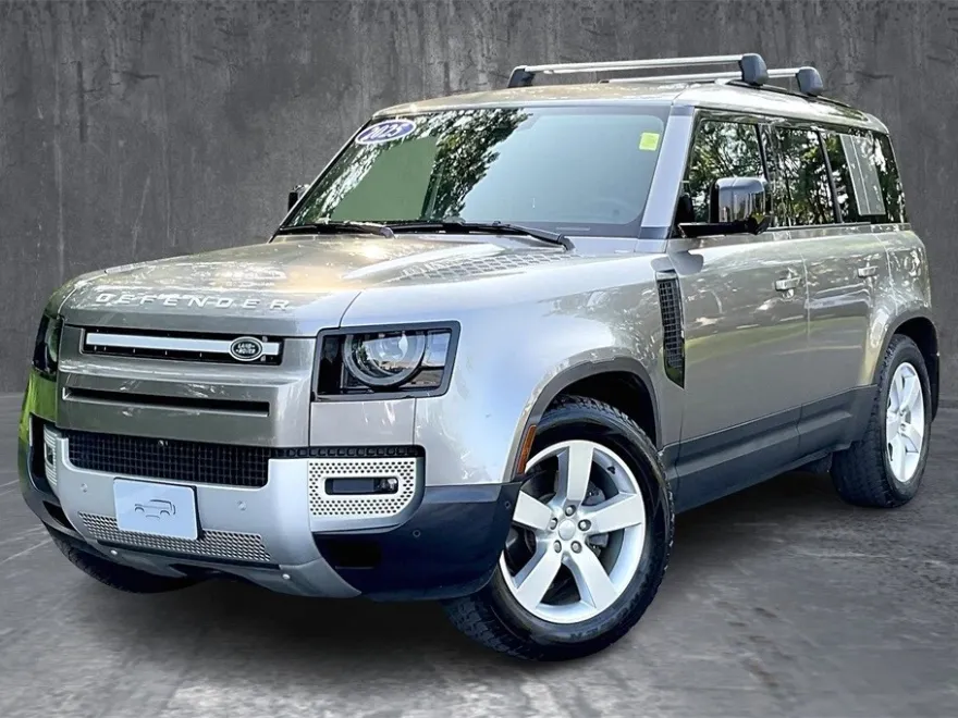 2025 Land Rover Defender 110 S photo 1
