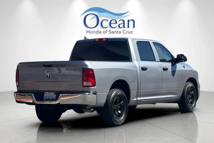 2022 Ram 1500 Classic SLT photo 1