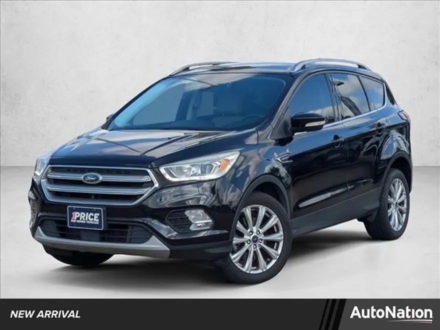 2017 Ford Escape Titanium photo 1