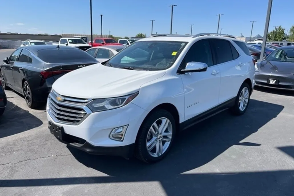 2020 Chevrolet Equinox Premier photo 1